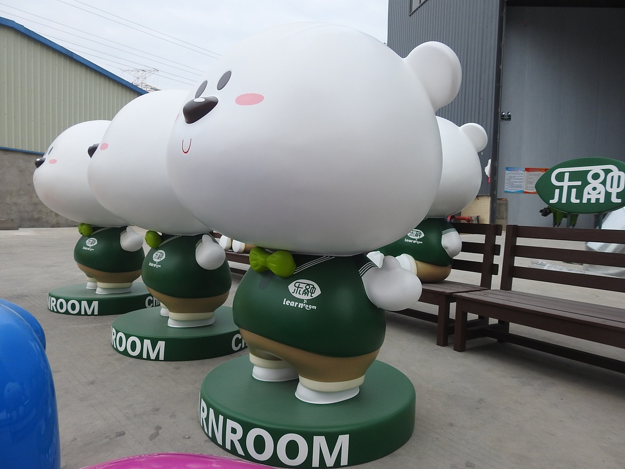 乐融儿童之家卡通形象雕塑案例玻璃钢企业形象IP定制（图ZMjI3MjM0MDI4） - 景观设计 - 站酷设计师艺圆IP雕塑艺术原创素材 - 站酷ZCOOL
