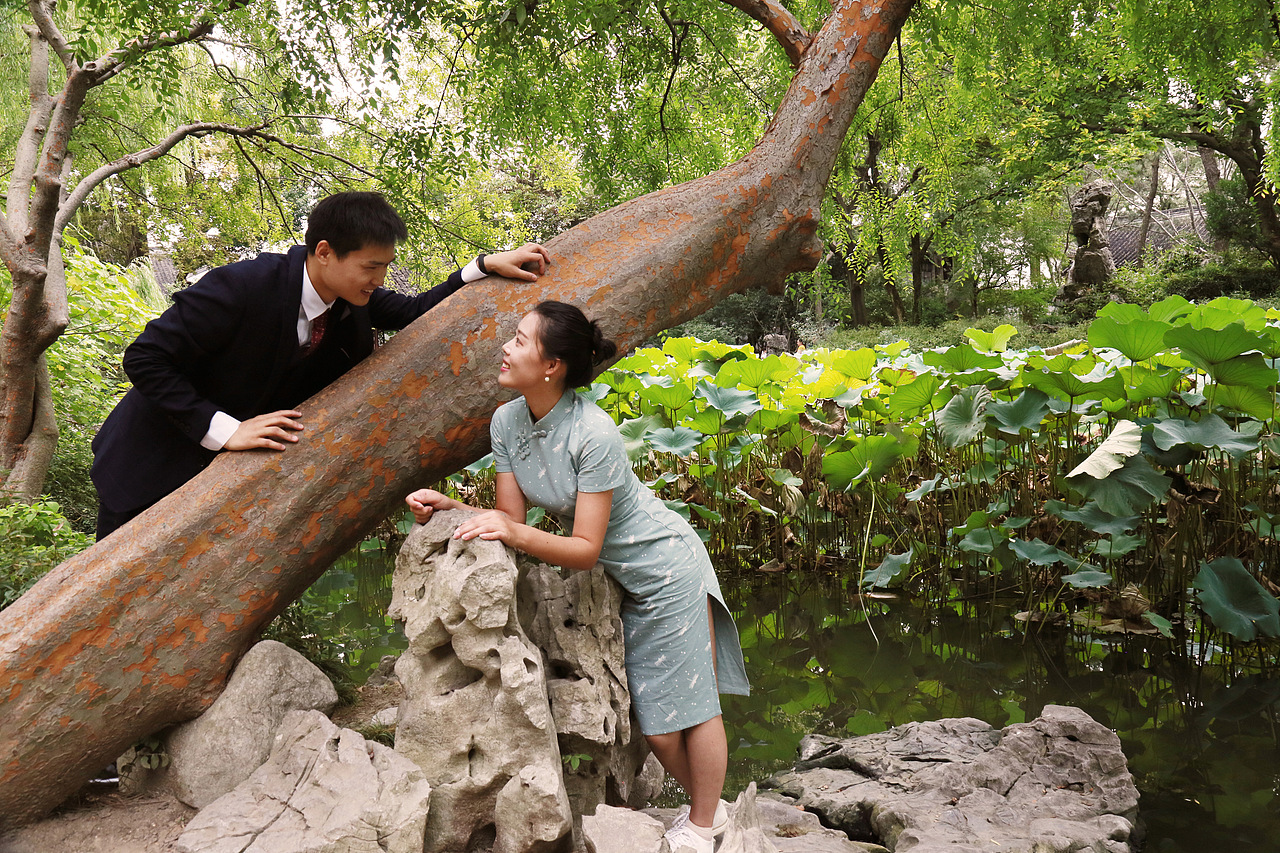楠楠细语 伟伟道来（爱情甜蜜记之婚纱照来一波嘻嘻~）（图ZMTI5ODgzMzc2） - 人像摄影 - 站酷设计师小丁当原创素材 - 站酷ZCOOL