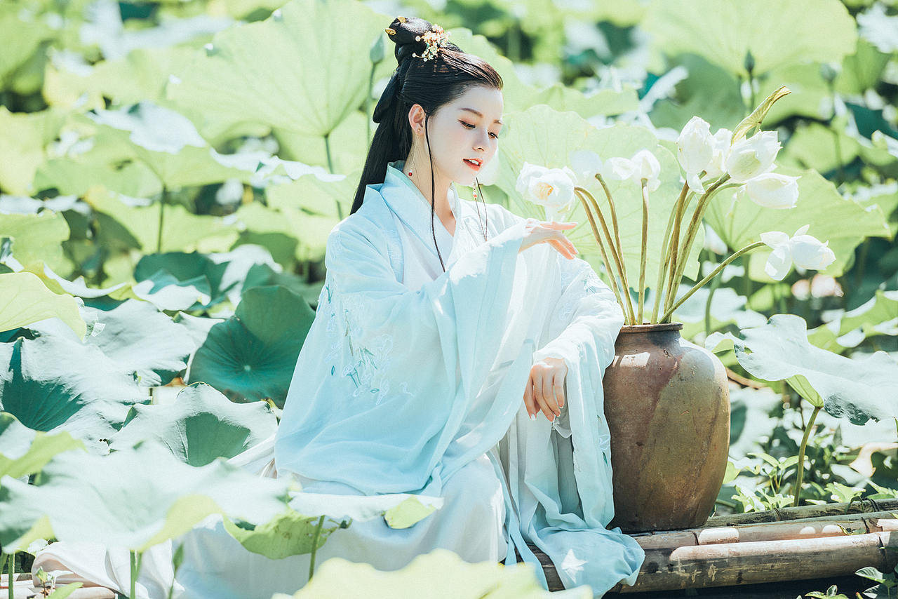 荷花 古风 汉服 人像 写真