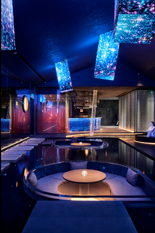杭州首家下沉星空餐厅 径在咫尺