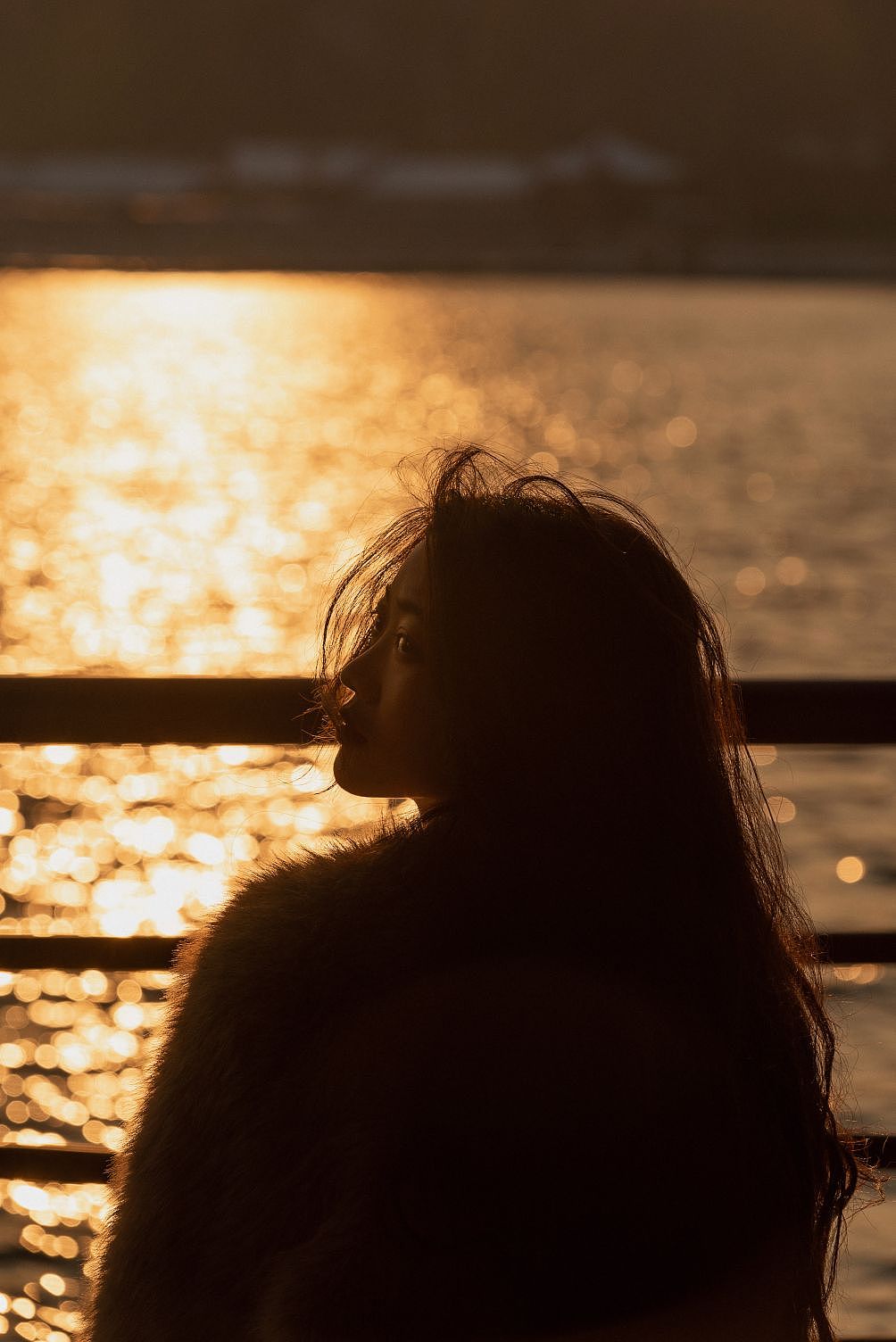 初冬的一抹斜阳（图ZMzIyNTE0MTY4） - 人像摄影 - 站酷设计师专注修图的摄影师原创素材 - 站酷ZCOOL