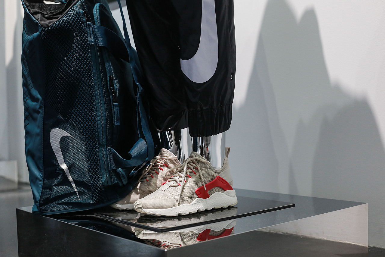 CR7中国行-《IGNITE BRILLIANCE》主题艺术展（图ZODY3OTkwNDQ=） - 实验艺术 - 站酷设计师ABS_NOISE原创素材 - 站酷ZCOOL