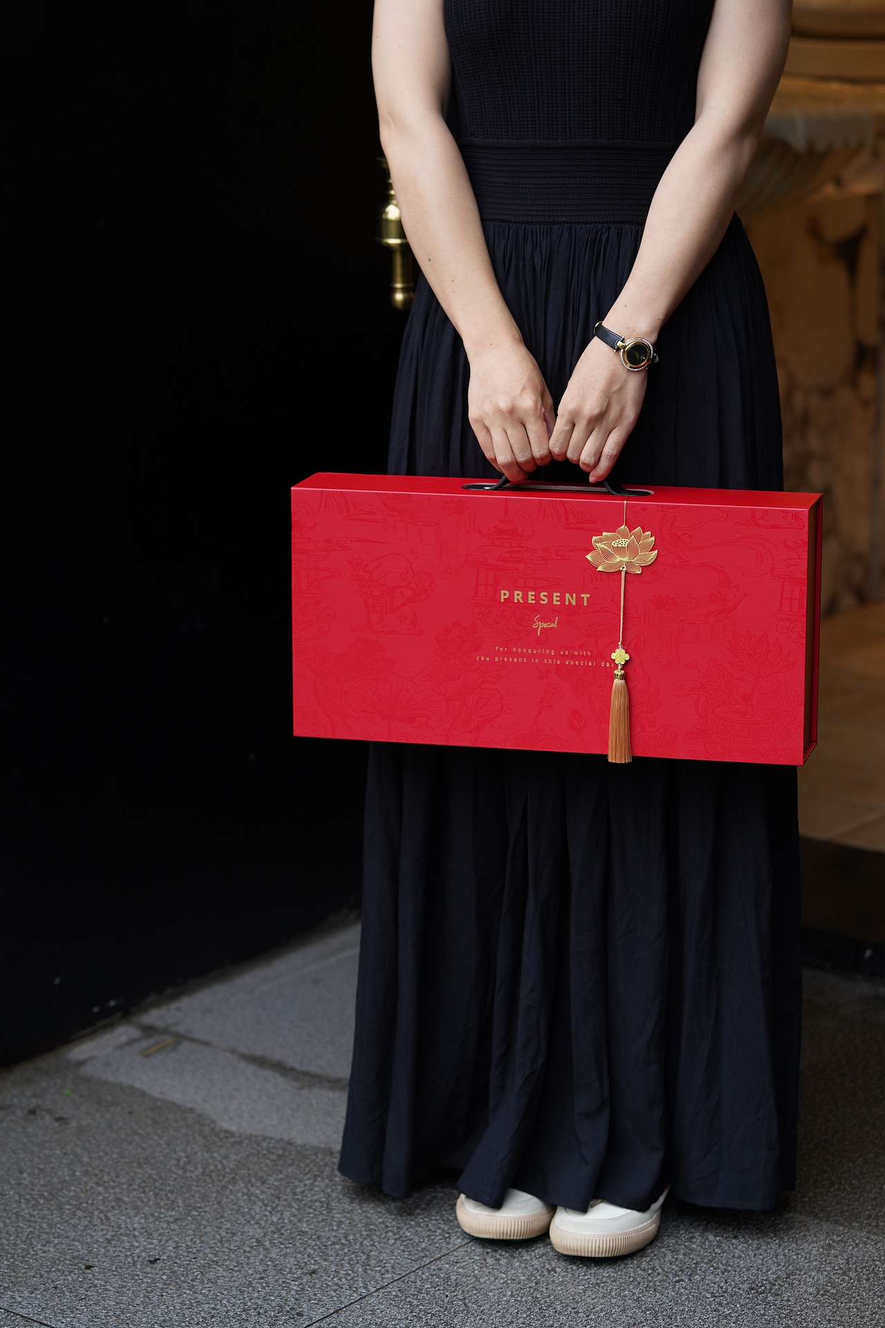 中秋礼盒好运莲莲红色