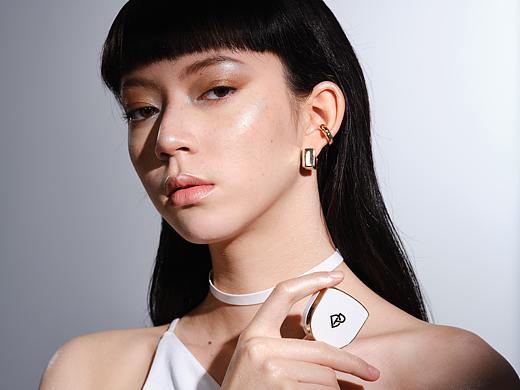 完美日记触感眼影