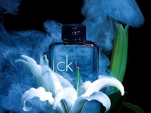 销售（个人主页-ZMzcwMTQxODA=） - 产品摄影 - 站酷设计师七岁在线原创素材 - 站酷ZCOOL