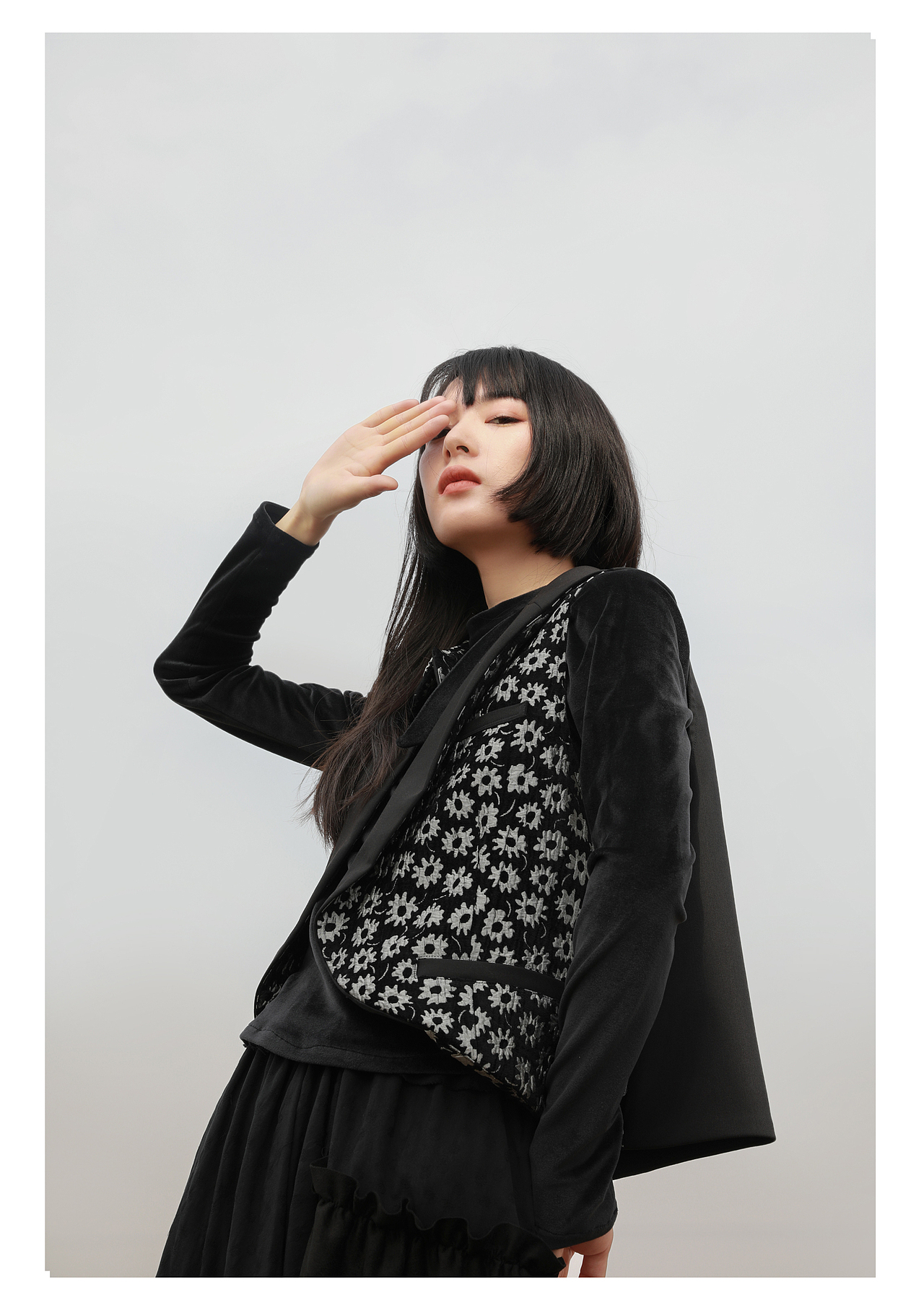 on moon shedding black|摄影|产品摄影|壹叁叁肆_原创作品-站酷zcool