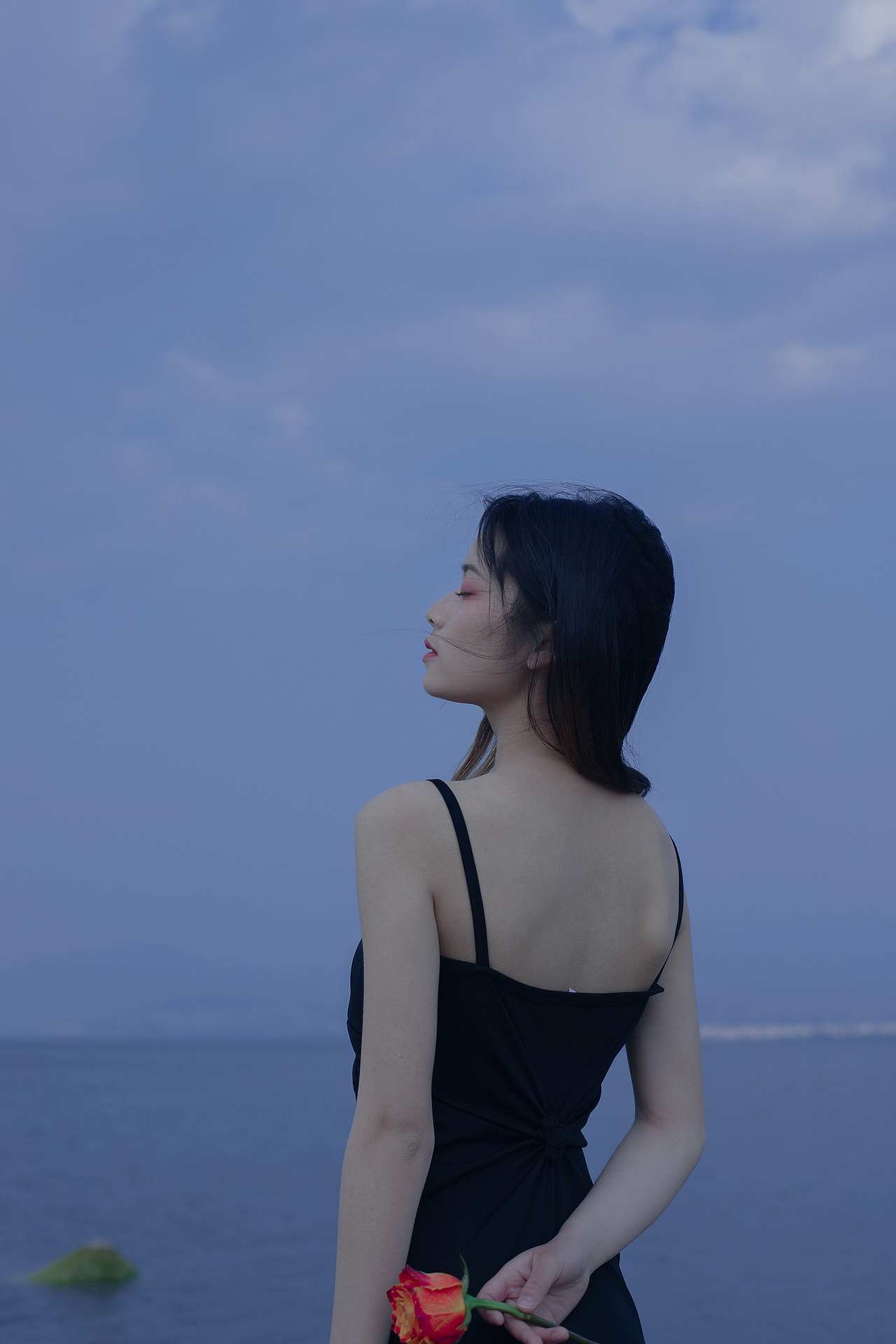 深藏大海（图ZMjUxMDA3MjM2） - 人像摄影 - 站酷设计师gugufhf原创素材 - 站酷ZCOOL