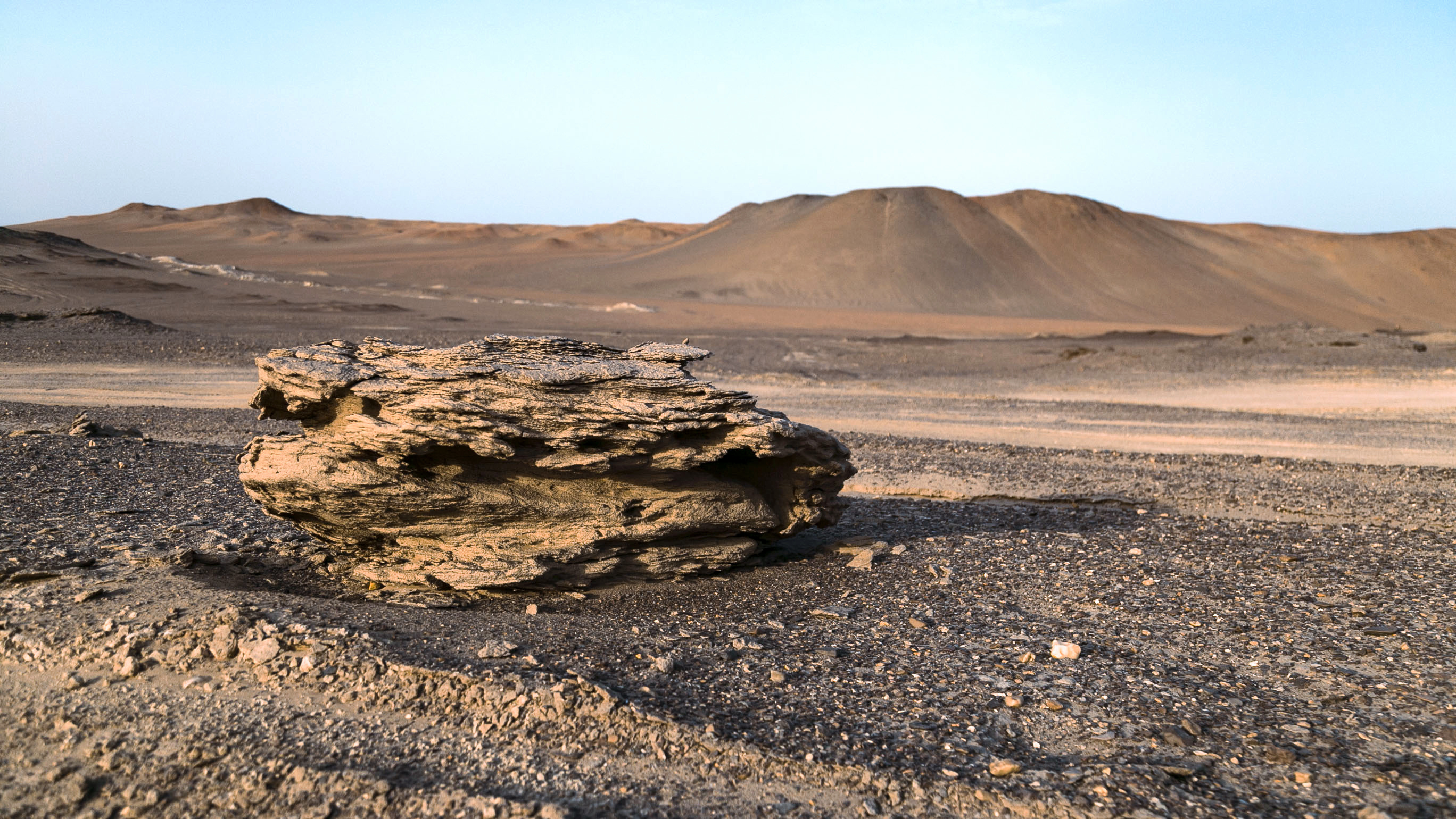 神奇的沙漠岩石