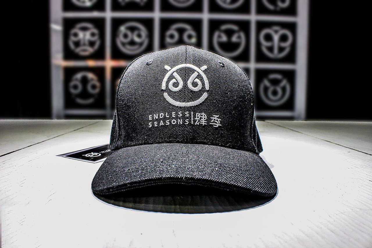 2017届广艺毕业设计——肆季潮牌服饰品牌形象设计(图ZODAyNTM0NzY=) - 品牌 - 站酷设计师千里迁寻原创素材 - 站酷ZCOOL