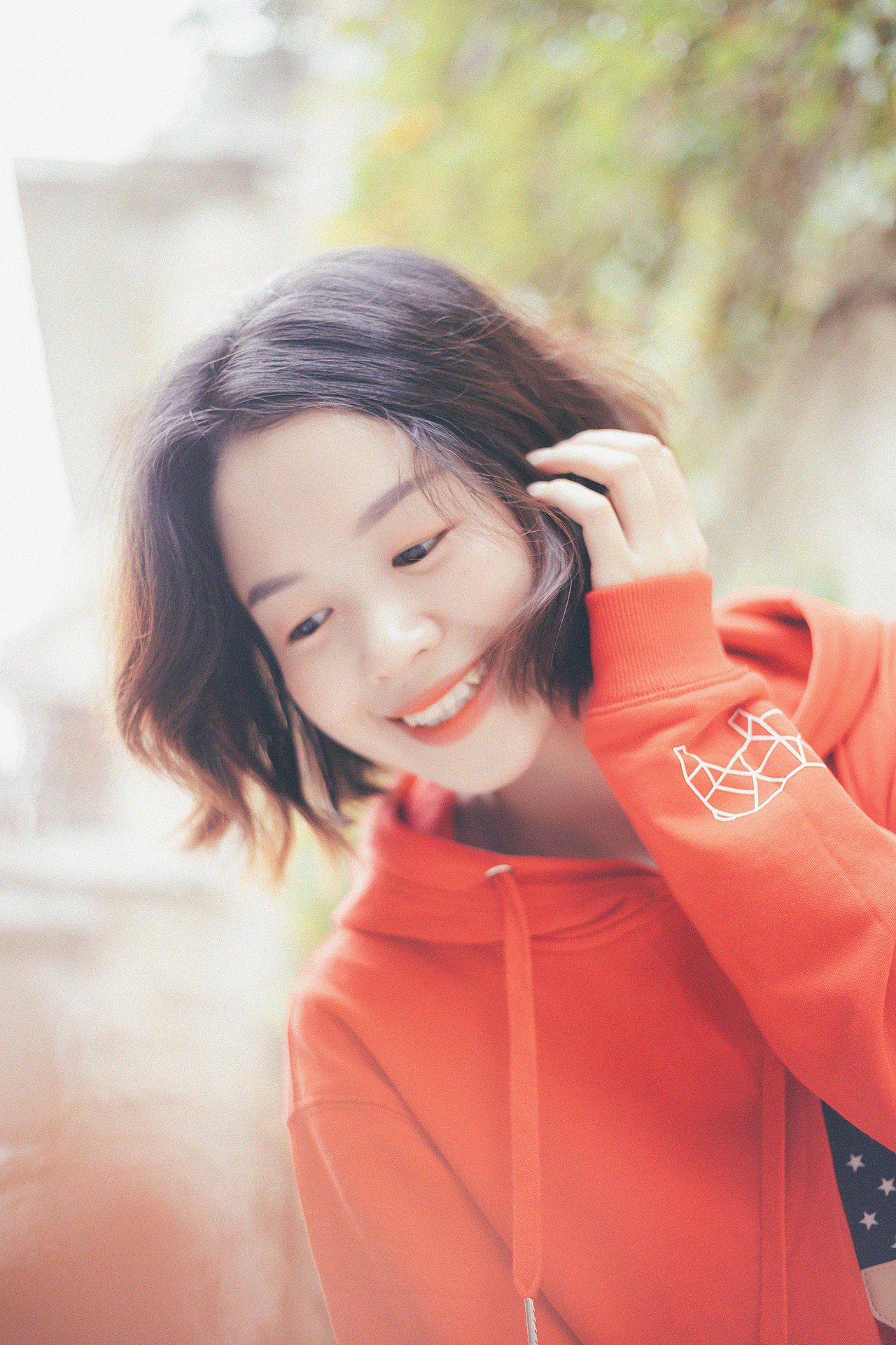 漫步在橙黄色的日子里