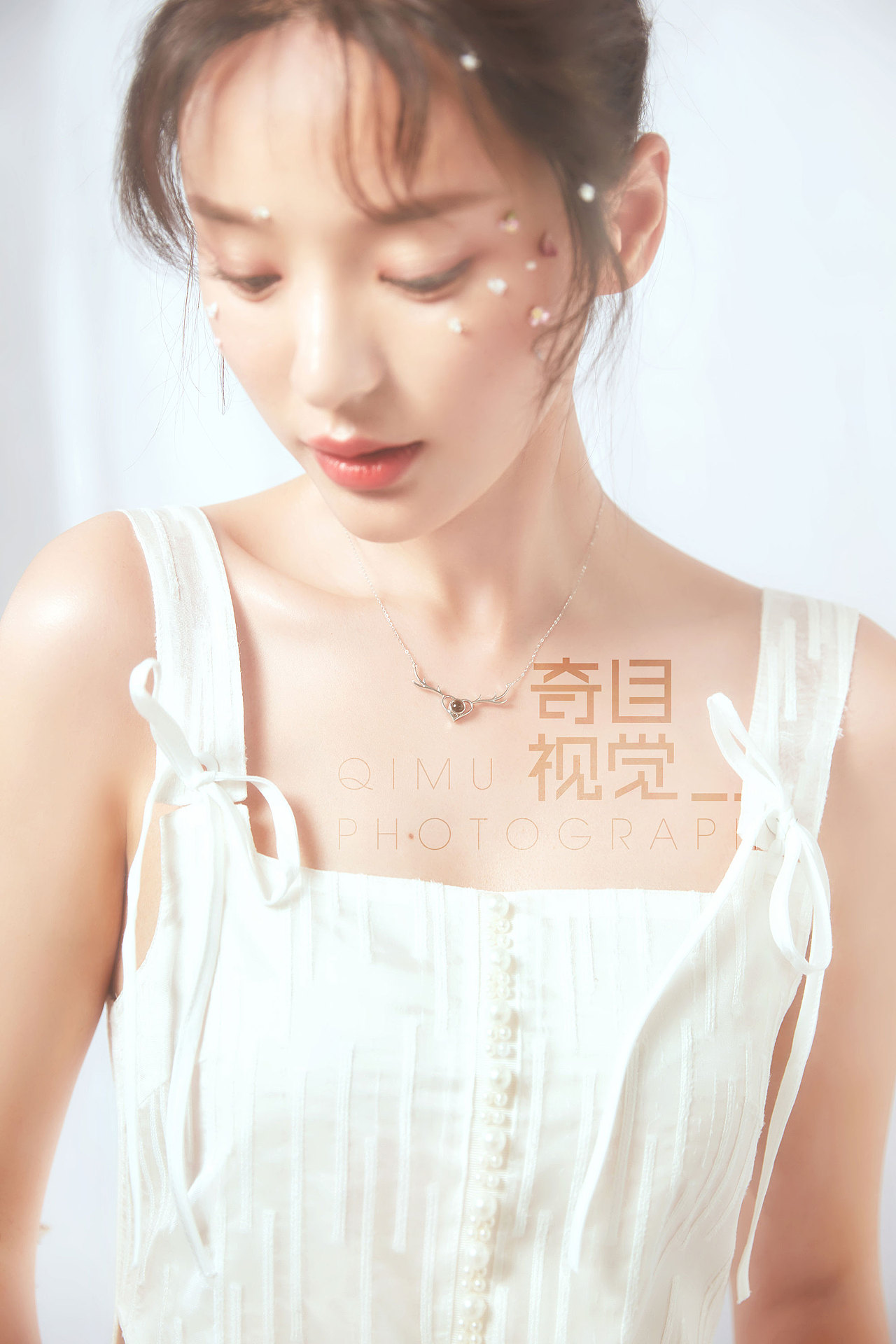 纯情与性感——奇目视觉（图ZMTg5ODM1MDk2） - 人像摄影 - 站酷设计师微距创意人像摄影原创素材 - 站酷ZCOOL