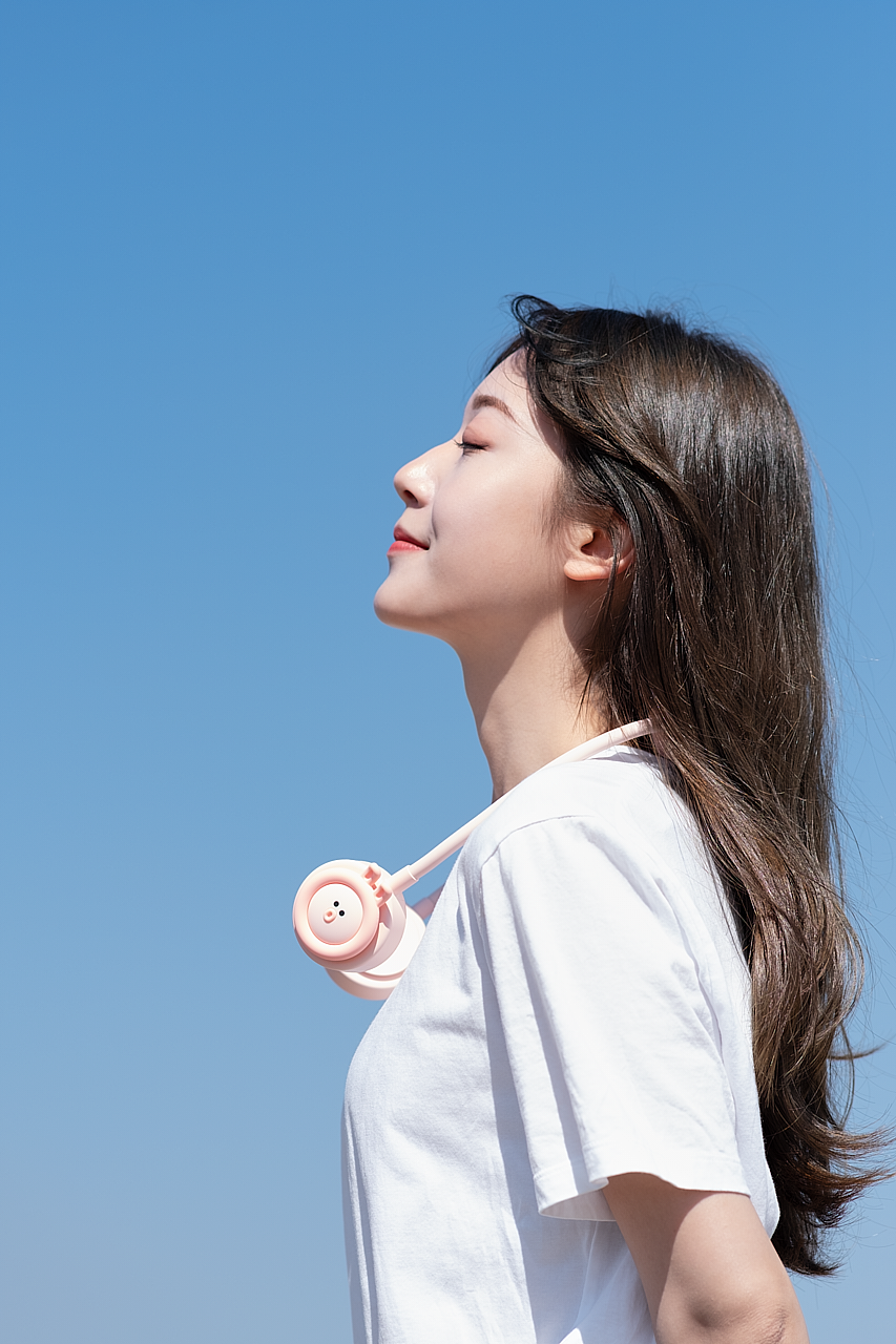 便携挂脖风扇 X 叁活