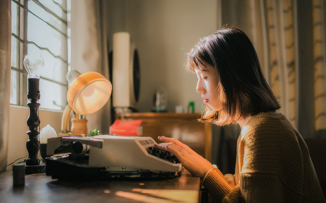 【十二月的溫度】（圖ZNjc1NDA4NDQ=） - 人像攝影 - 站酷設(shè)計(jì)師攝影師仁聰原創(chuàng)素材 - 站酷ZCOOL