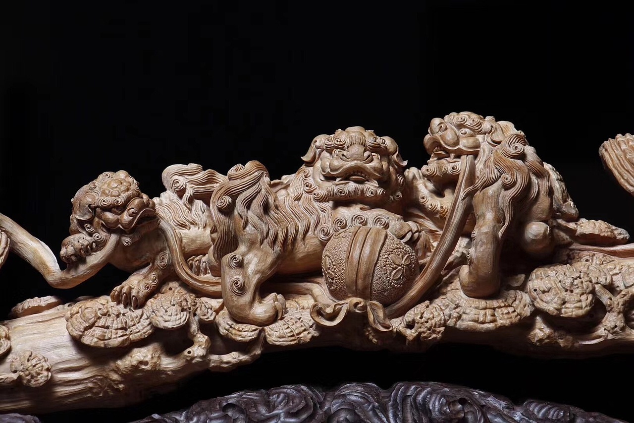 老山檀九狮如意