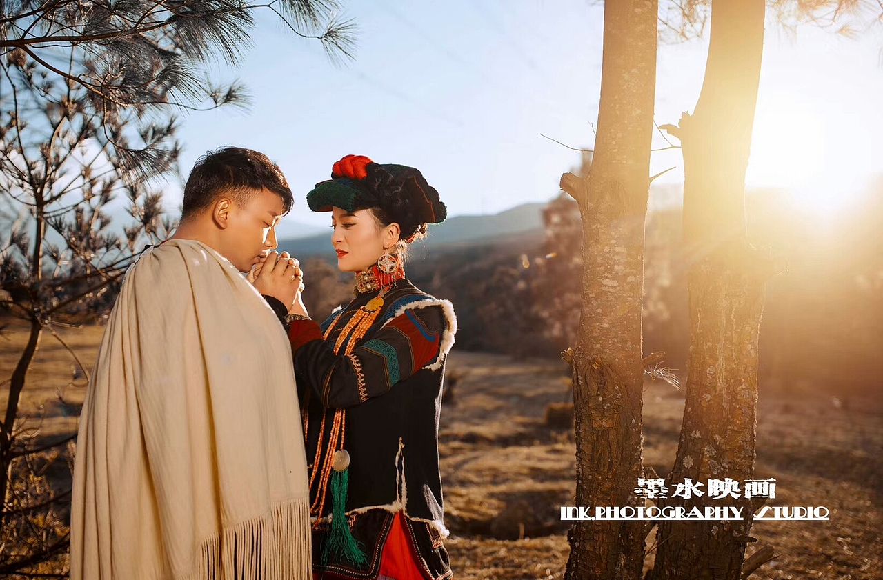 民族风婚纱（图ZMjE4MDU2MTky） - 人像摄影 - 站酷设计师马小英原创素材 - 站酷ZCOOL