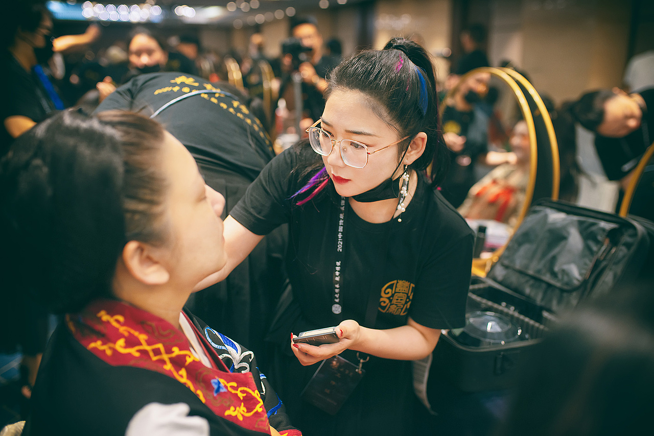 舞台拍摄——2021乾坤传说传统服饰造型发布会（图ZMjY4NDE4MTMy） - 其他摄影 - 站酷设计师秋月半弯原创素材 - 站酷ZCOOL