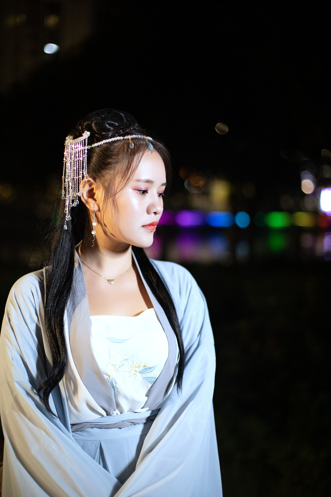 甜美的古装小姐姐