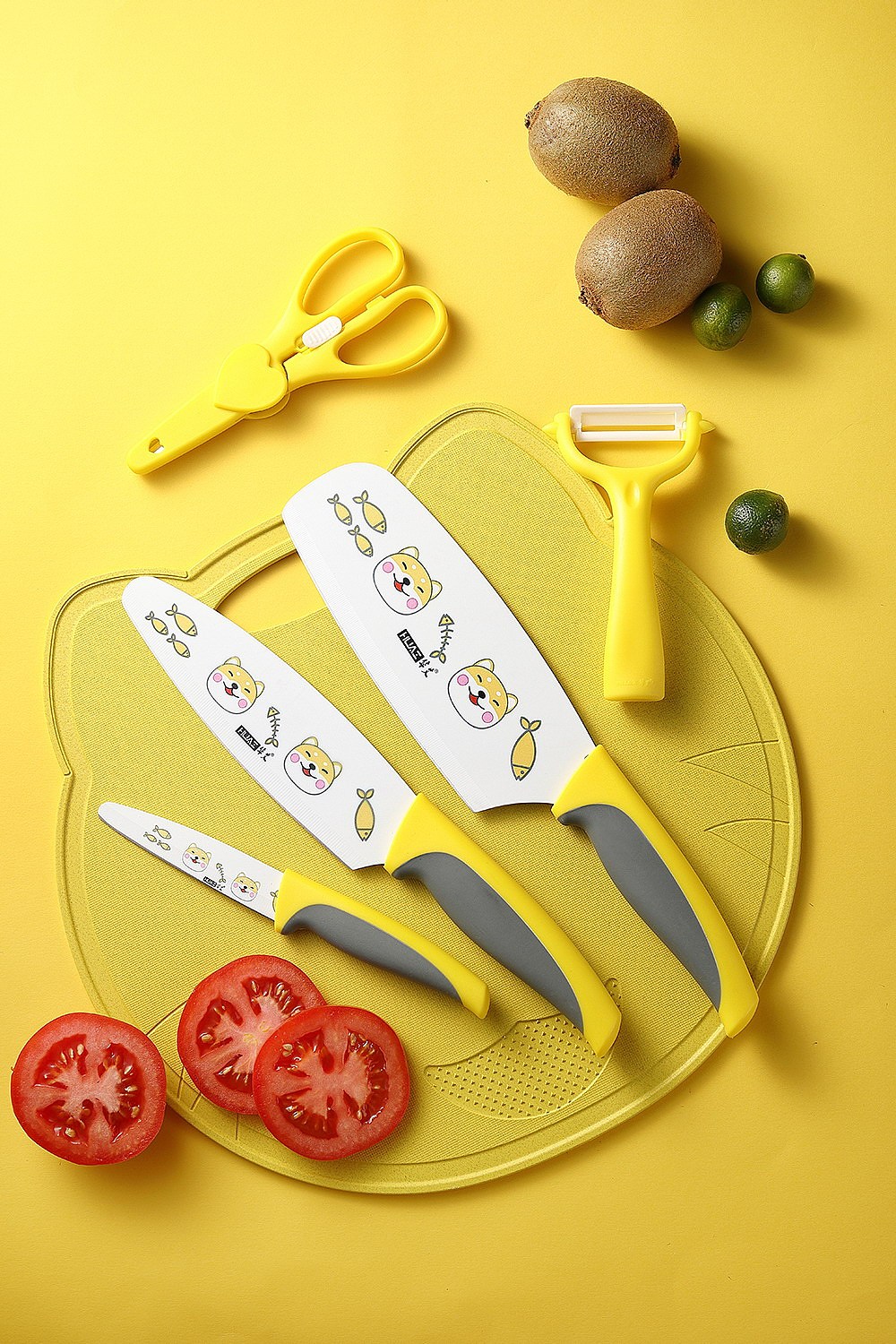 电商产品拍摄 黄色辅食餐具产品 刀具可爱图案（图ZMjcyMTI3NTc2） - 产品摄影 - 站酷设计师一所视觉策略原创素材 - 站酷ZCOOL