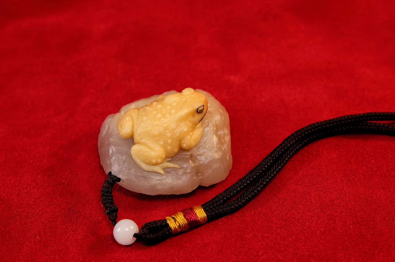 新年一波招财蛙闪亮开场!~~~财运旺旺旺!