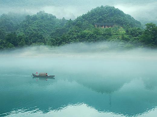 从这里，读懂东方的，美丽的中国。
