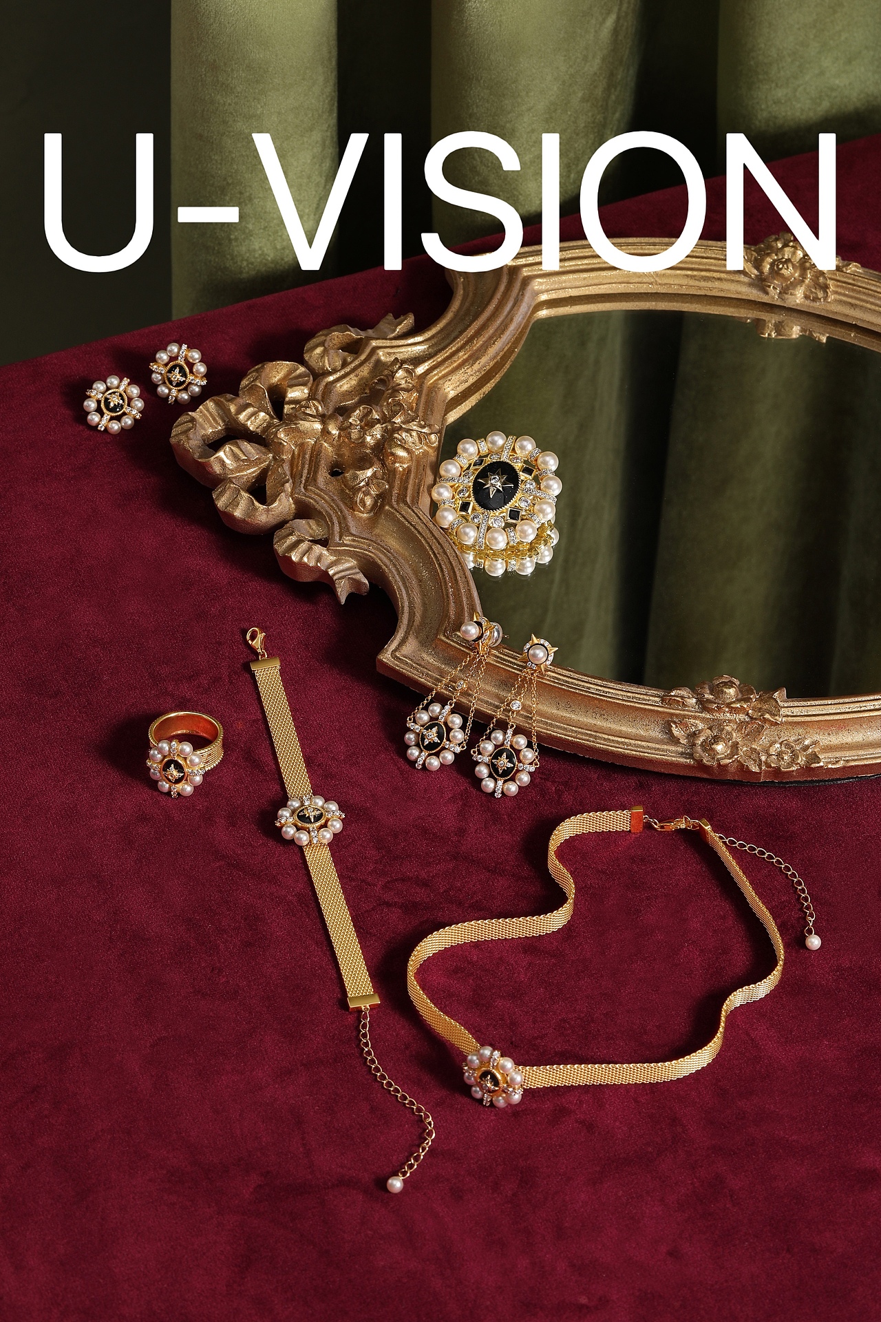 一组首饰创意拍摄