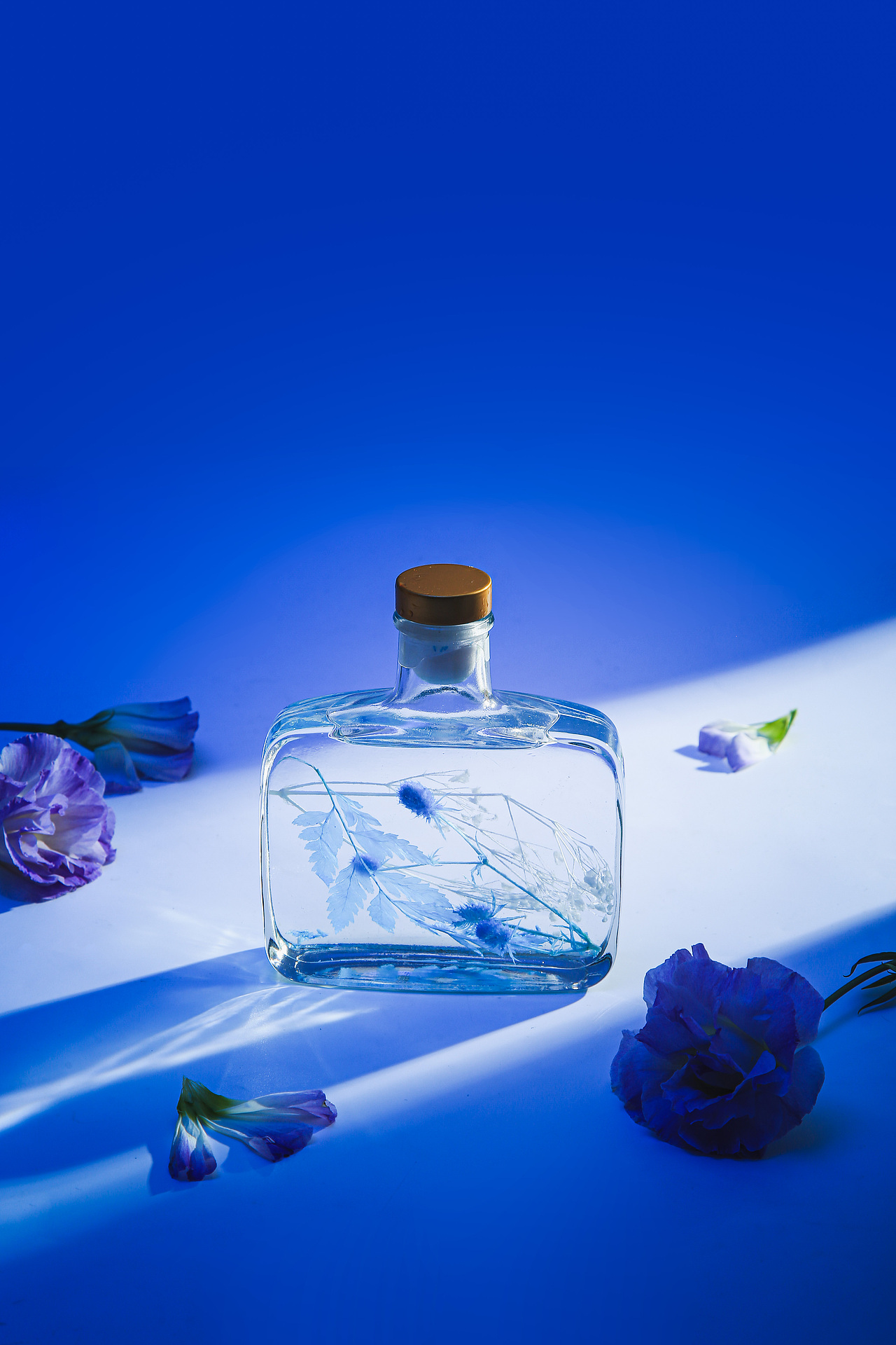 香薰精油 | 电商家居静物香薰精油拍摄（图ZMzE1MTg4NDI4） - 产品摄影 - 站酷设计师陈梦遗原创素材 - 站酷ZCOOL