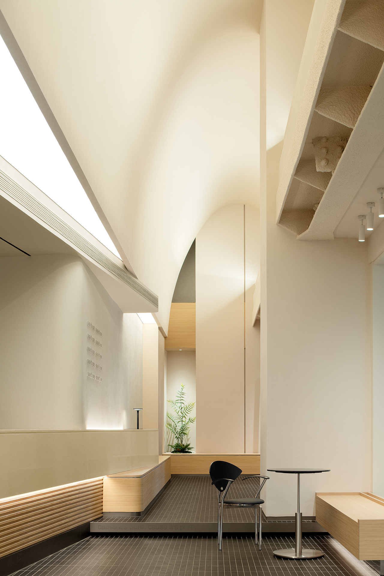 空间摄影｜LAN一见岚粤海天地店｜5+2.studio（图ZMzYzOTcxOTYw） - 酒店餐饮设计 - 站酷设计师张壹条原创素材 - 站酷ZCOOL