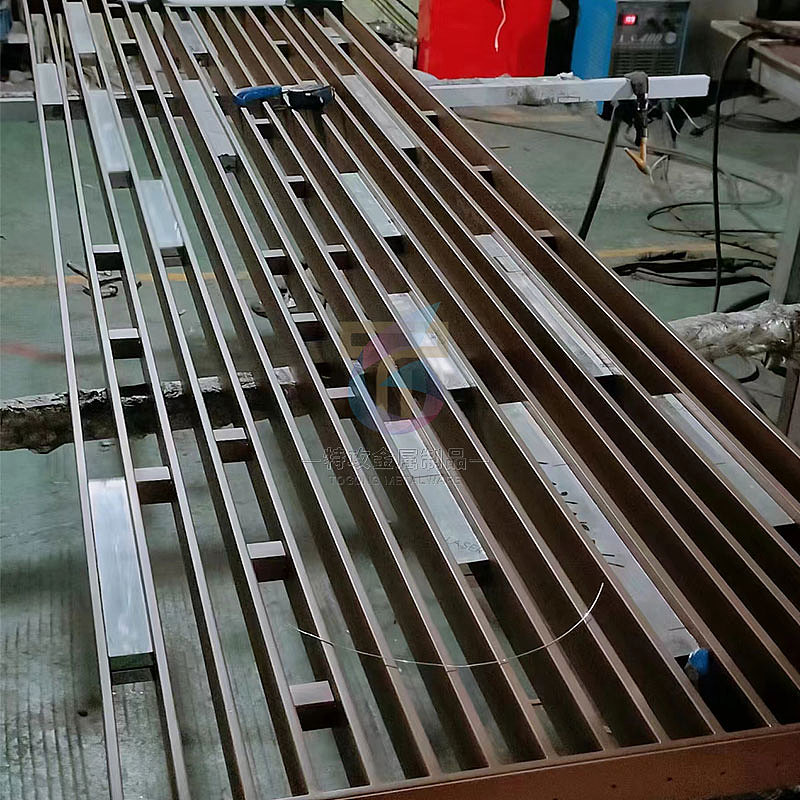 酒店大堂不锈钢屏风隔断格栅背景墙特攻金属厂家定制