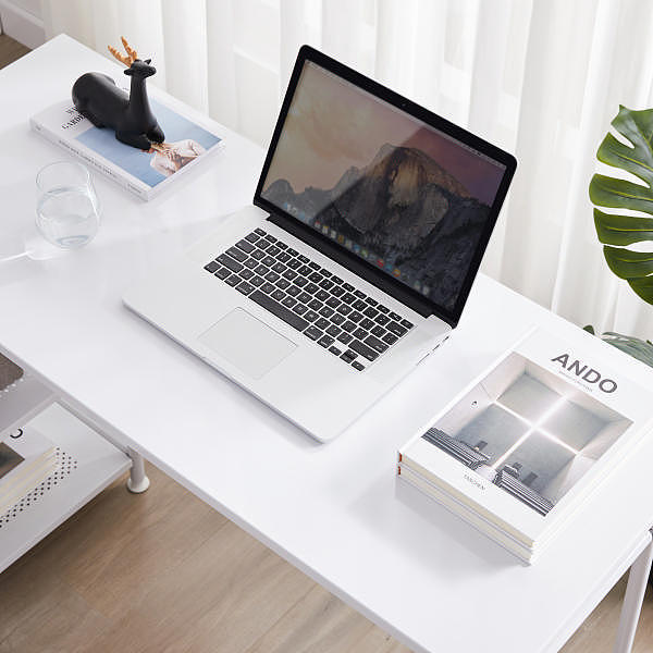 办公桌拍摄,家具拍摄,办公桌场景拍摄图