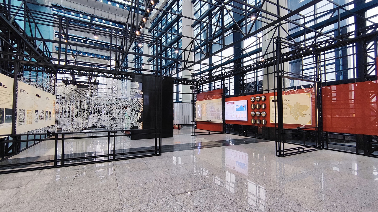 四川-成都商贸城-西博会展览2021.9.18（图ZMzYzMjAzMDAw） - 展陈设计 - 站酷设计师Lc2918原创素材 - 站酷ZCOOL