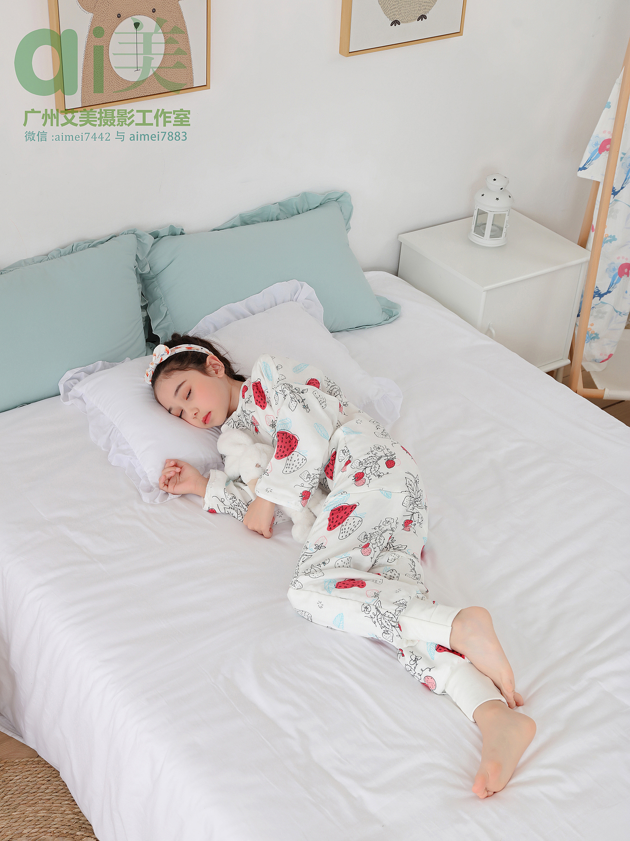 童装拍摄广州外国母婴装儿童产品拼拍模特拍照淘宝摄影