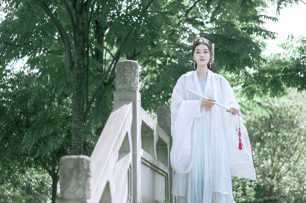 汉服之美5（图ZMTY1MzM3OTUy） - 人像摄影 - 站酷设计师大鱼鲲鹏原创素材 - 站酷ZCOOL