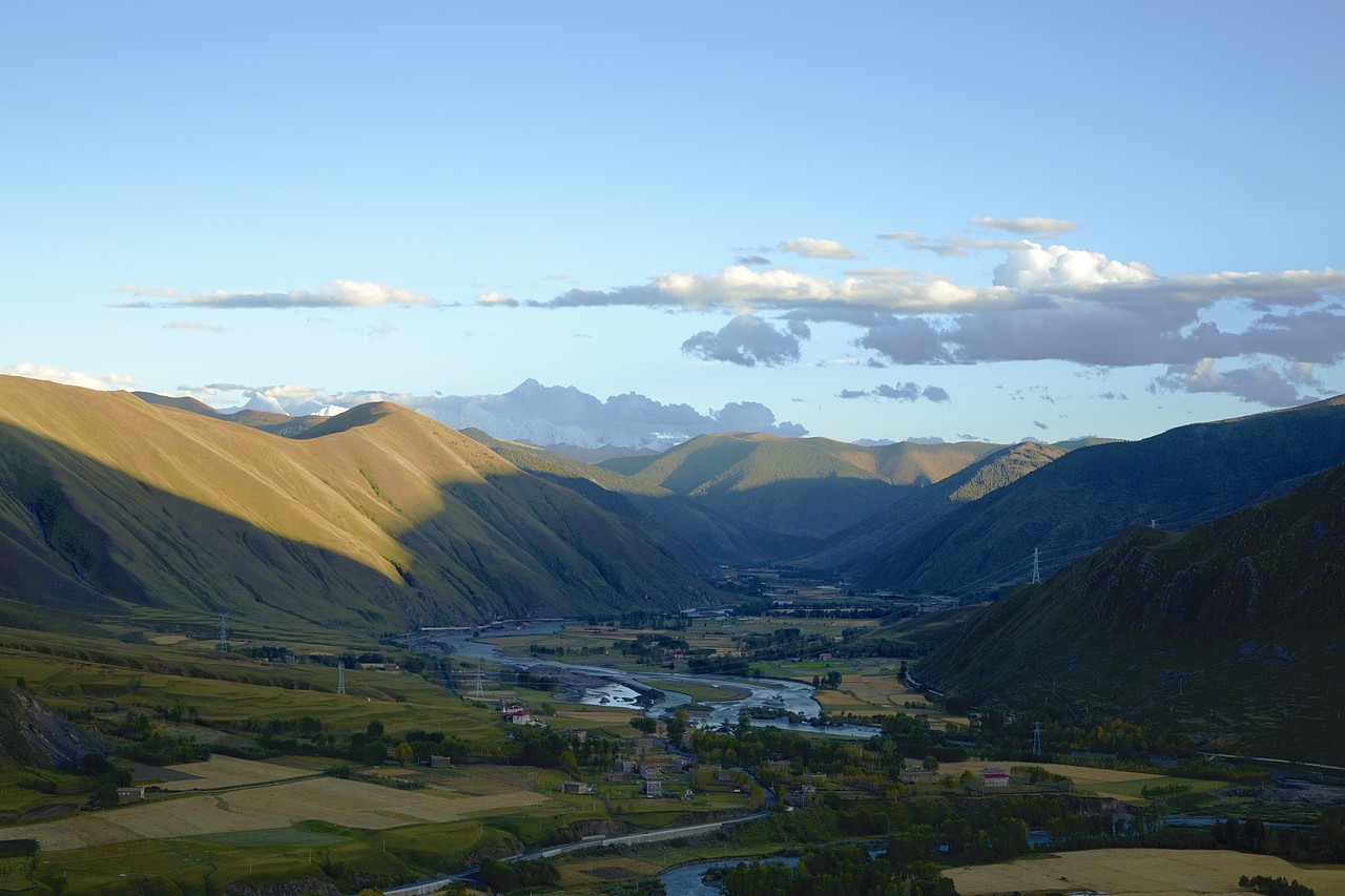 四川甘孜风光（图ZNDk5NTcyNDQ=） - 风光摄影 - 站酷设计师洛克桑塔纳原创素材 - 站酷ZCOOL