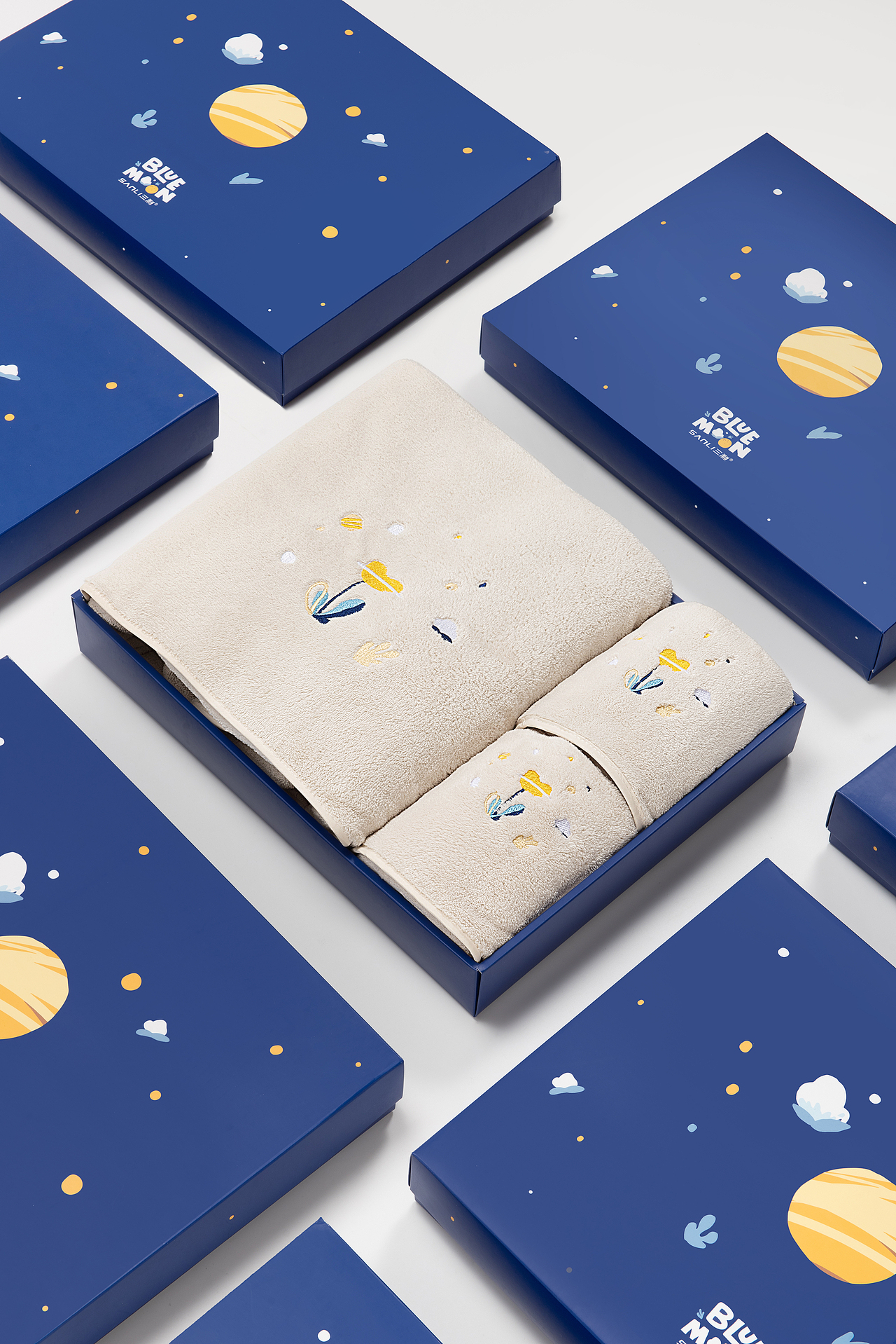 三利sanli 蓝月系列礼盒设计（图ZMjQwNDkwMzY4） - 包装 - 站酷设计师腰缠万两肉原创素材 - 站酷ZCOOL