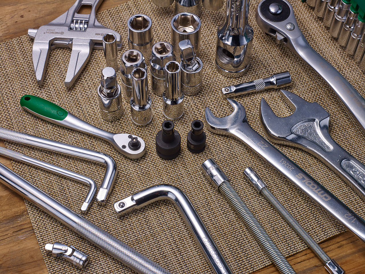 五金工具宣传画册