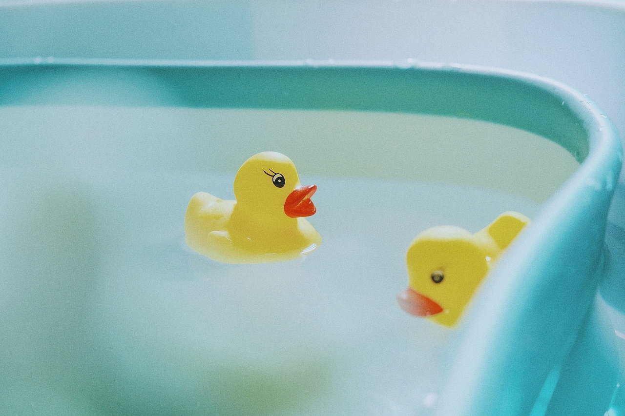 B.Duck 小黄鸭品牌 | 品牌故事 | B.Duck Be Playful| 小黄鸭德盈 B.Duck 小黄鸭官网