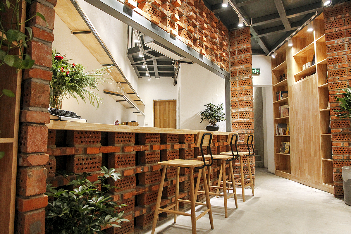 如同“山谷”的一般植物书店