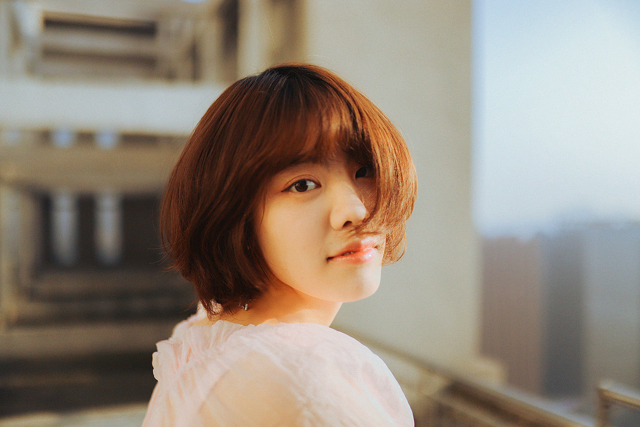 「 那个女孩和光芒」