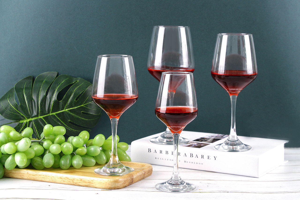 红酒杯拍摄（图ZMjQwNjI3MjY4） - 产品摄影 - 站酷设计师007铭原创素材 - 站酷ZCOOL