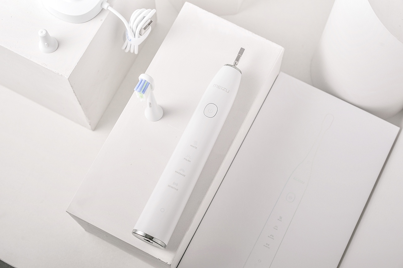 魅族防飞溅声波电动牙刷