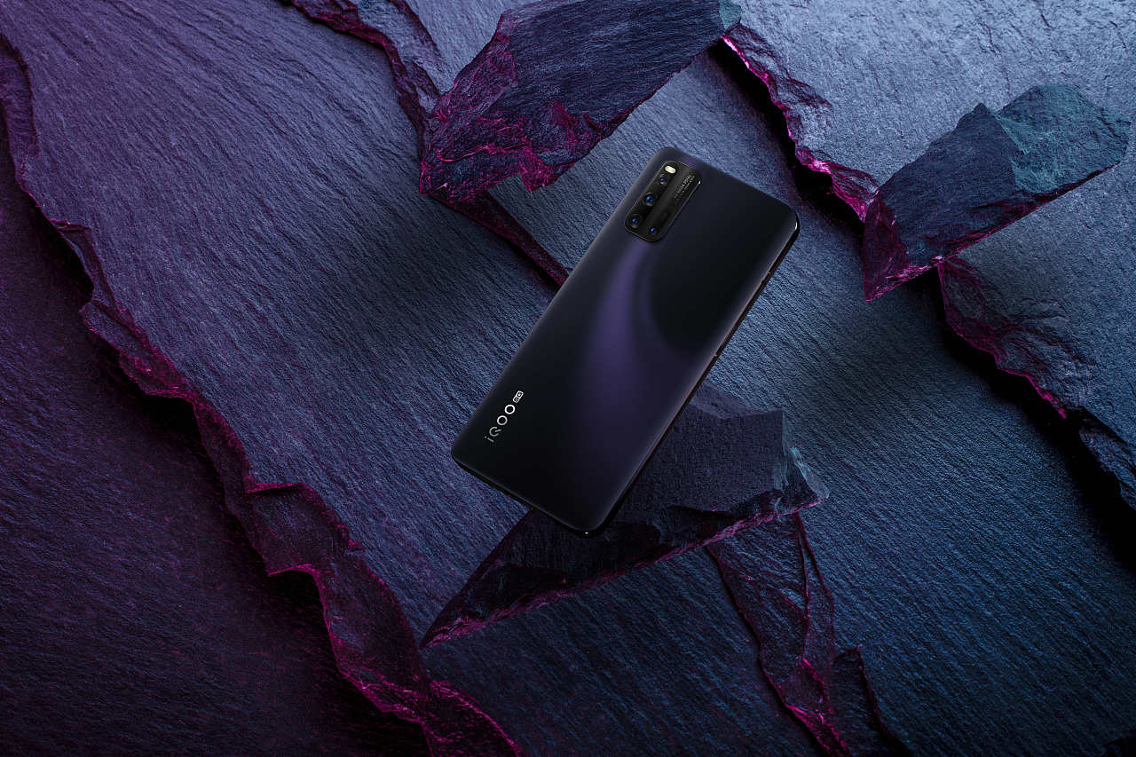 iQOO3 5G系列美图 驭影黑配色