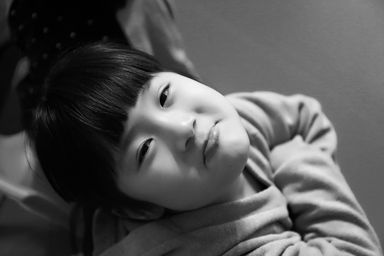 认真的孩子（图ZMTAxNzE2NzA4） - 人像摄影 - 站酷设计师暴走的小粗腿儿原创素材 - 站酷ZCOOL