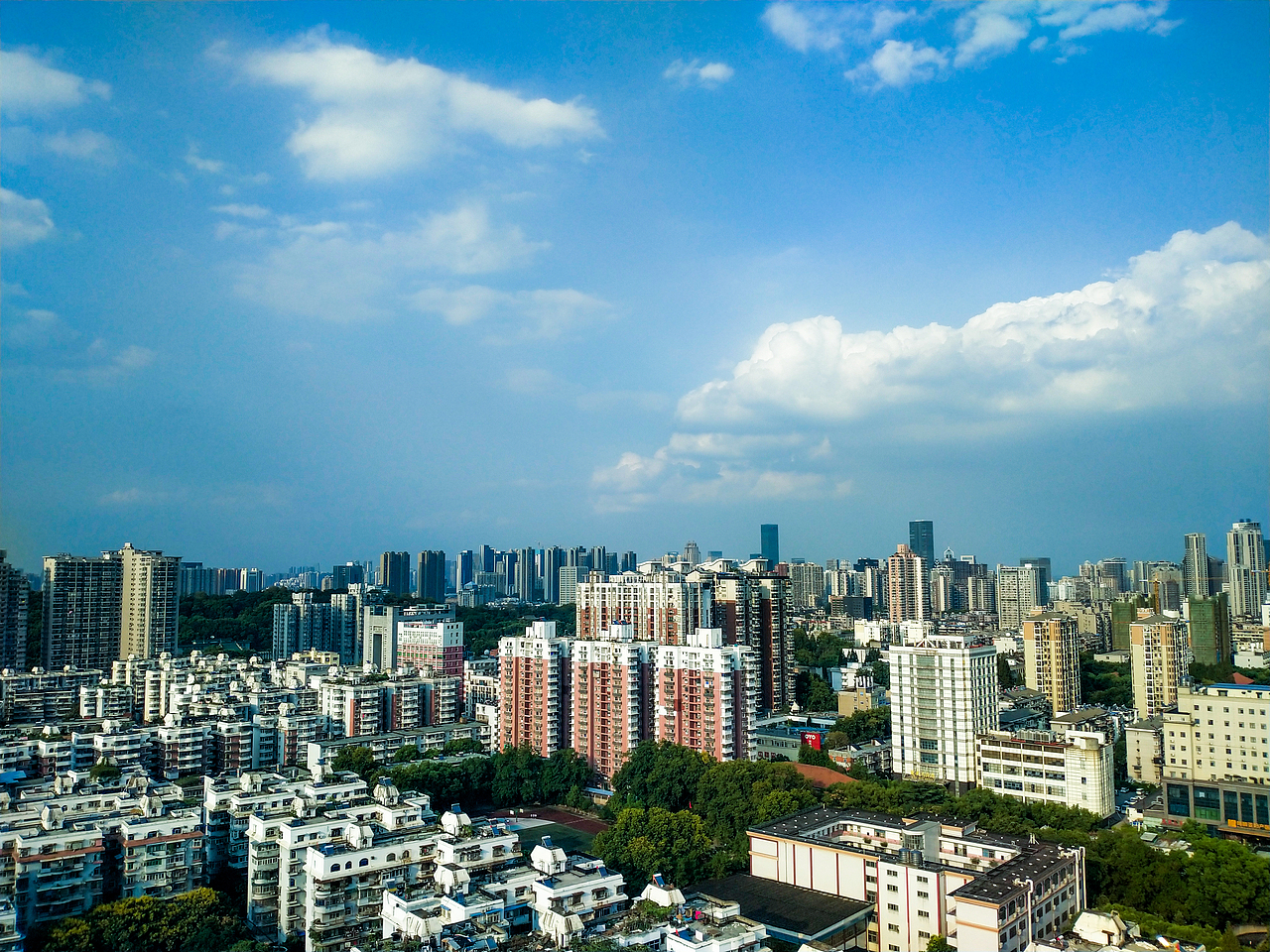 青涩的城市之蓝（图ZMTc0OTcwMDQ4） - 风光摄影 - 站酷设计师雷江原创素材 - 站酷ZCOOL