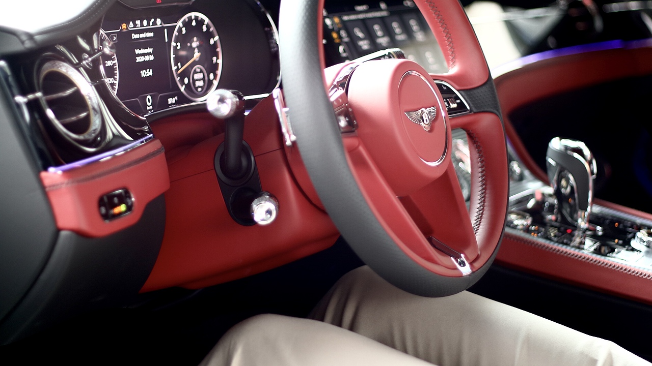 賓利試駕 隨手拍（图ZMjIyNTc5MzYw） - 人文/纪实摄影 - 站酷设计师冚唪唥要开心原创素材 - 站酷ZCOOL