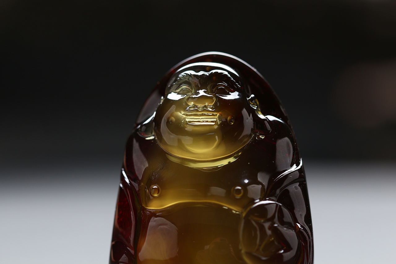 郑州珠宝摄影 琥珀蜜蜡佛公 弥勒佛吊坠