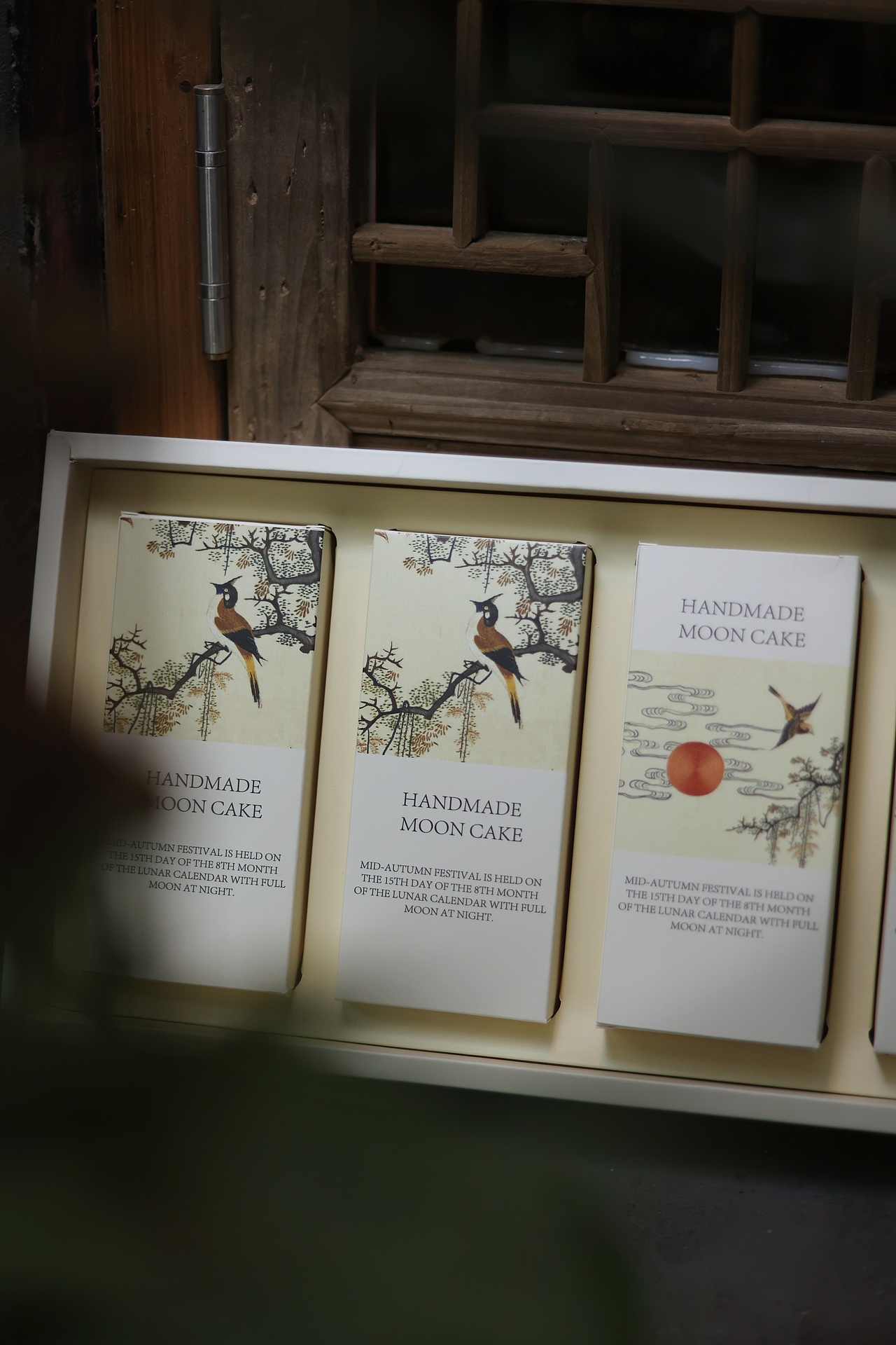 中秋礼盒拍摄| 古风中秋礼盒拍摄| 古风素雅（图ZMzEyMzI5NDg4） - 产品摄影 - 站酷设计师大酒酒原创素材 - 站酷ZCOOL