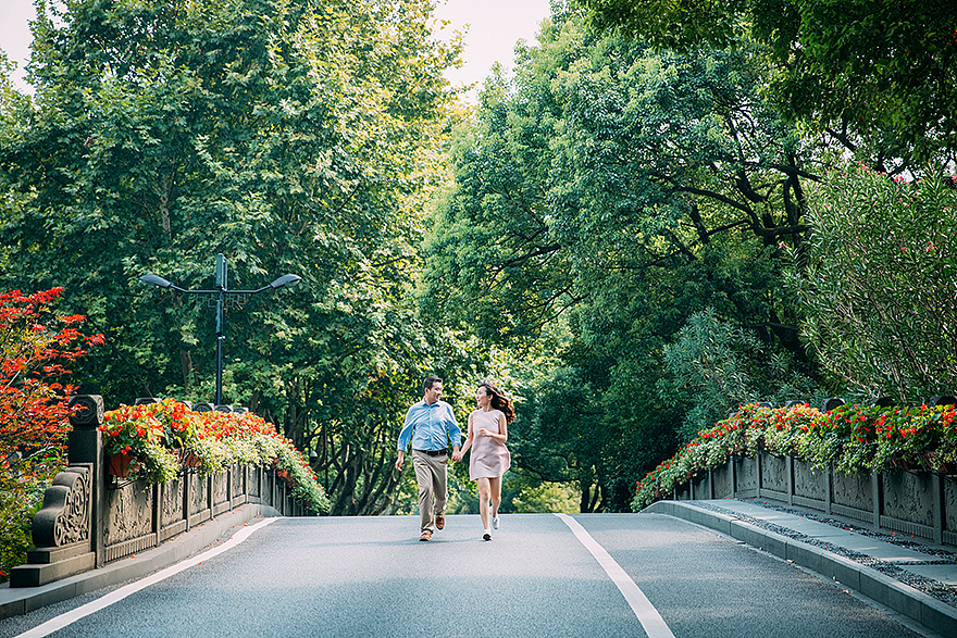 嘿~我还记得那天你给我讲了个超傻的笑话!