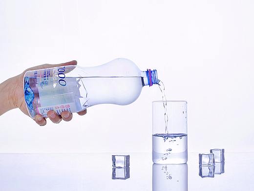 新西兰天然矿泉水