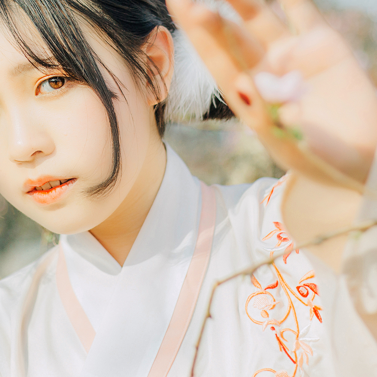 【桃之夭夭，灼灼其华】