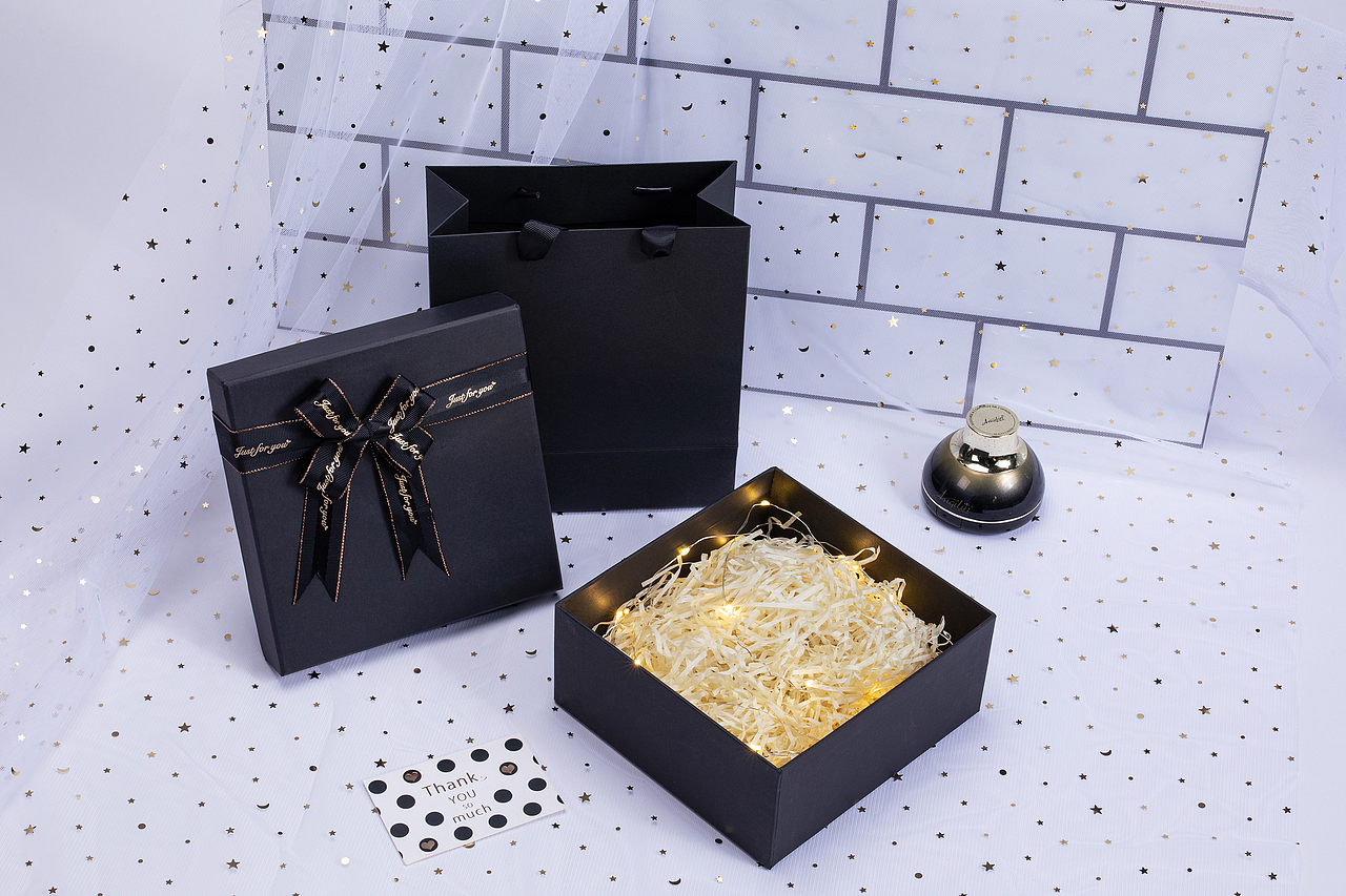 时尚礼品盒拍摄 视频制作 画册制作 网上开店（图ZMjU5MTkxNDM2） - 产品摄影 - 站酷设计师岭南视觉原创素材 - 站酷ZCOOL